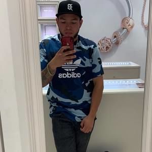 Meet your Posher, Eduardo